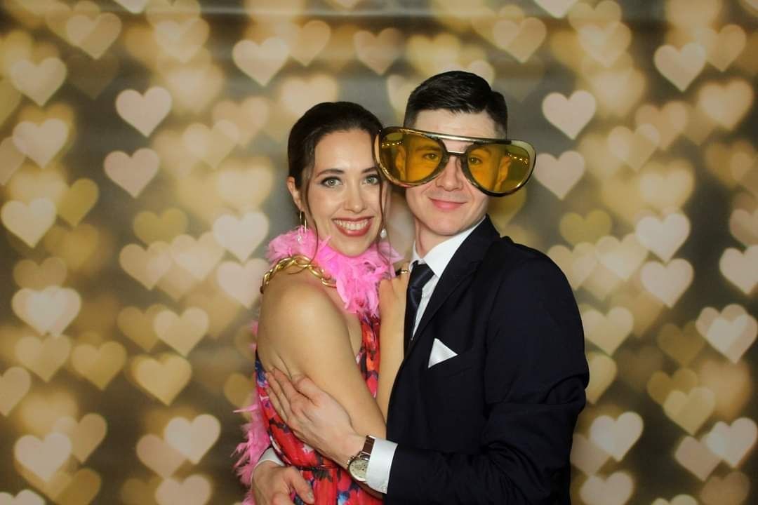 Napis Miłość z sercem Love Fotobudka Sieradz Złoczew