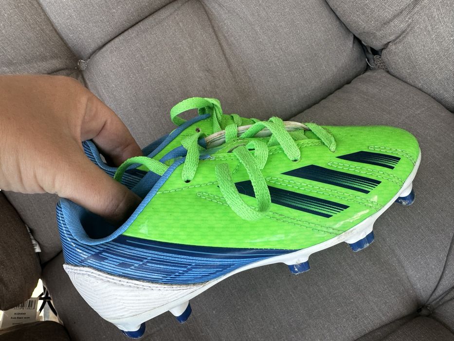 Бутси копачки футбольні кроси кросівки копи adidas 30 31