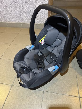Fotelik Recaro z baza isofix