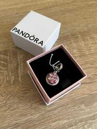 Charms Pandora urodzinowy