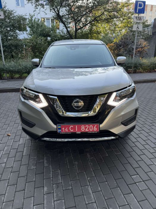 Nissan Rogue 2.5  2019