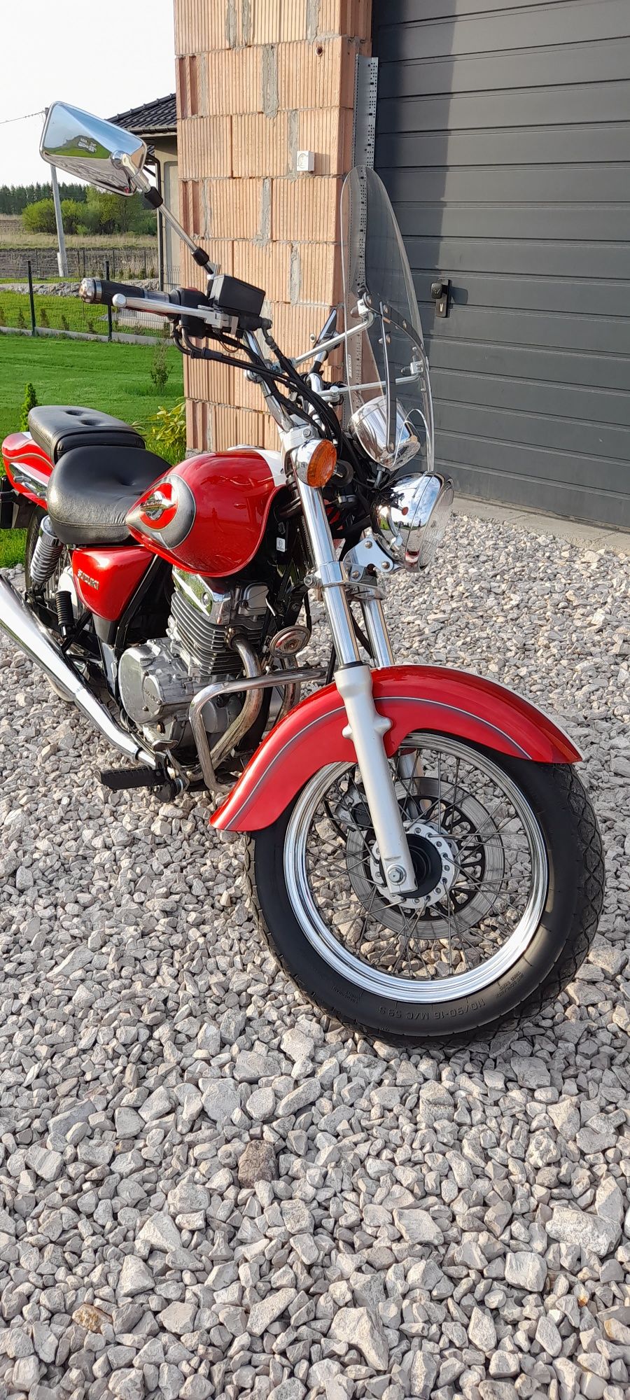 Suzuki Marauder 250