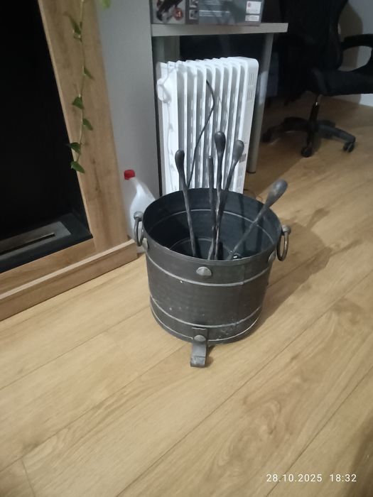 Zestaw pogrzebacz do kominka kuty