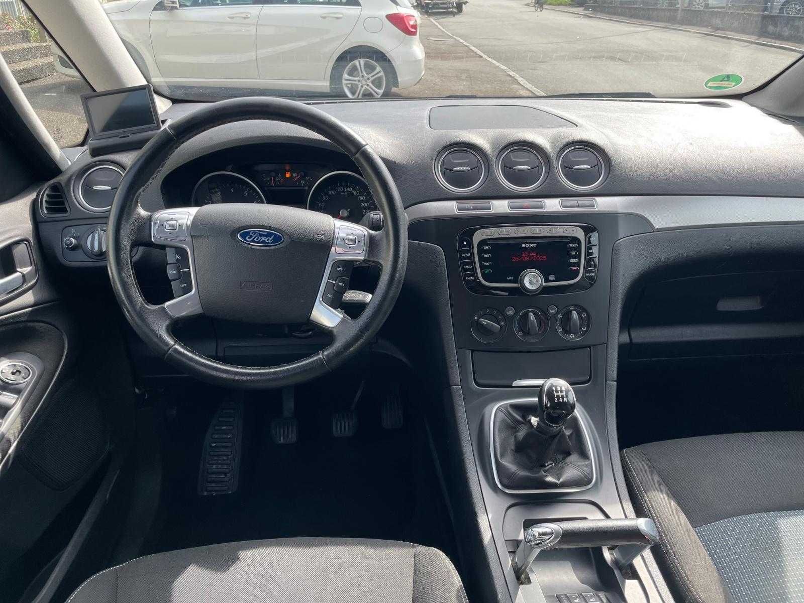 Ford galaxy 2 2013