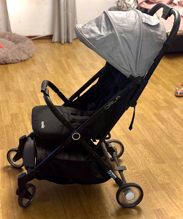 Carrinho de passeio para bebé , usado poucas vezes está como novo