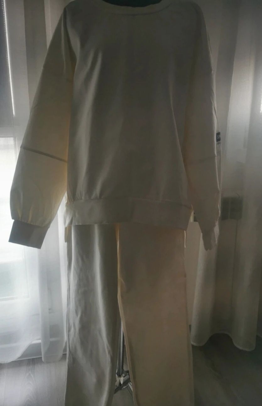 Dres damski , materiał "madełko"
