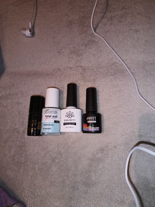 Trzy topy mat plus odżywka do paznokci