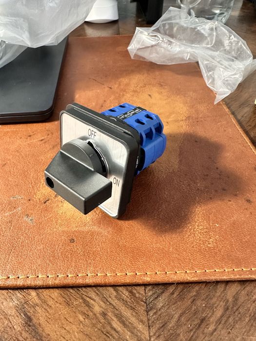 Botão rotativo LW26-20Q 20A 2POS.