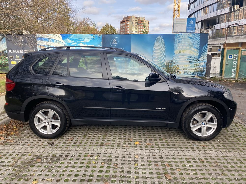 BMW X5 E70 xDrive 35i 2011