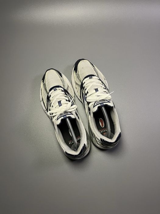 Кросівки Brooks adrenaline 9GTS оригінал