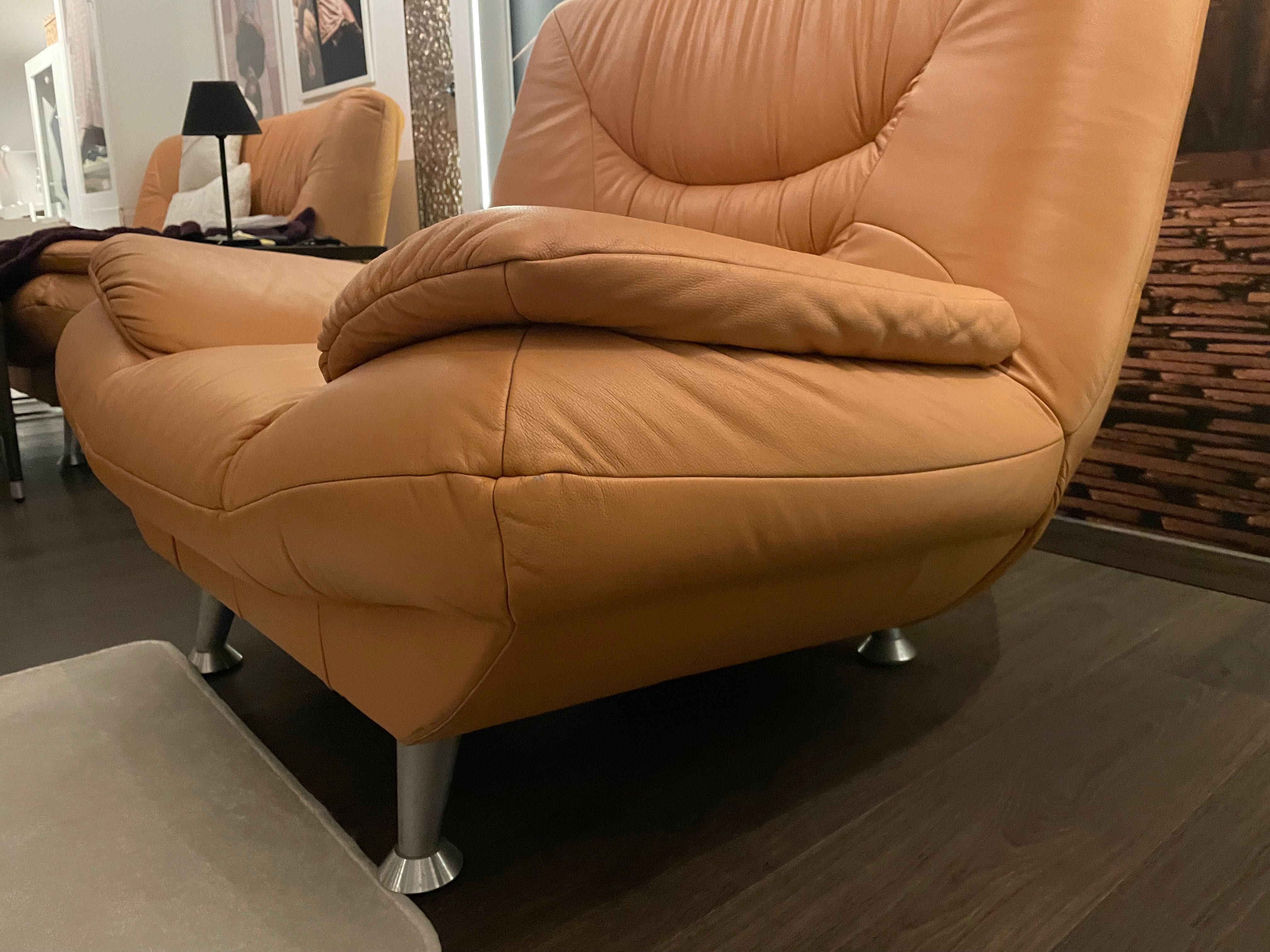 Sofa Pomarańczowa, fotel wersalka. Wypoczynek ze skóry do salonu.