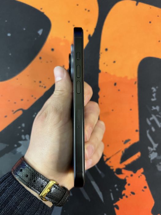iPhone 16 Pro в идеальном состоянии, как новый