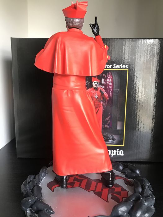 Figura - Ghost (Cardinal Copia)
