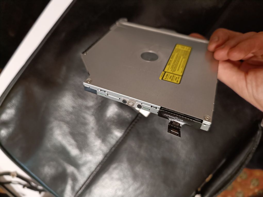 Дисковод Macbook a1278, 2011