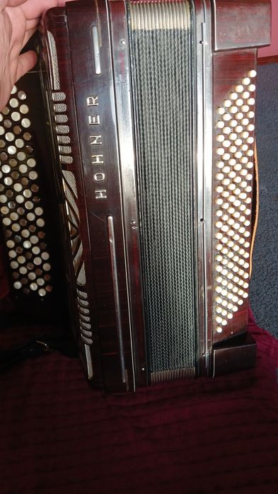 Продам Баян HOHNER