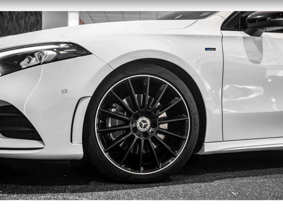 Mercedes-Benz A250E AMG LINE (PACK PREMIUM PLUS ~14000€) 218cv