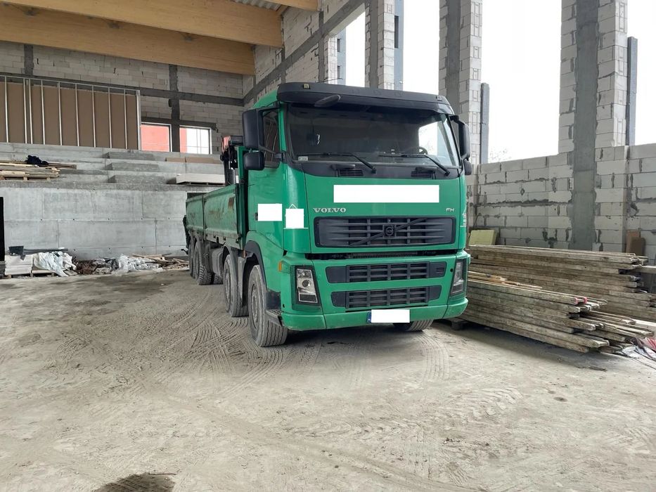 Volvo FH 8XR  VOLVO FH 8XR - HDS HIAB 322EP-4 , udźwig 10 ton