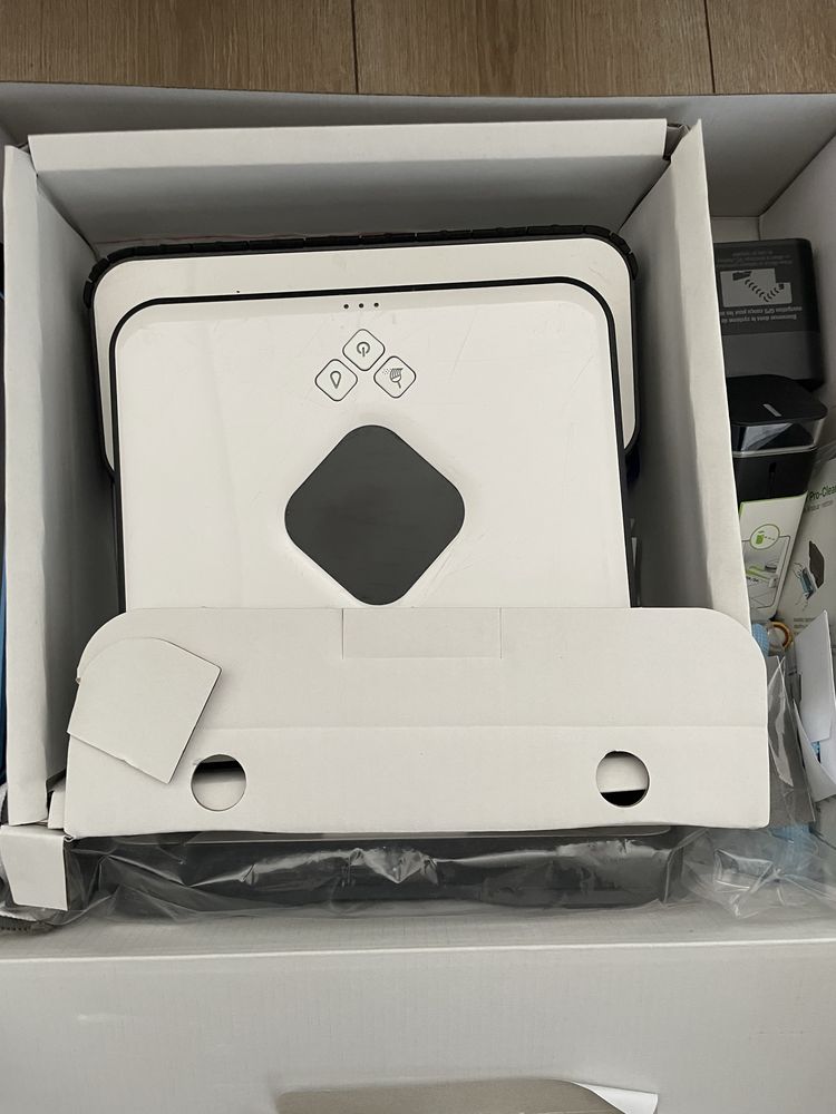 Robot mopujący Irobot Braava 390t