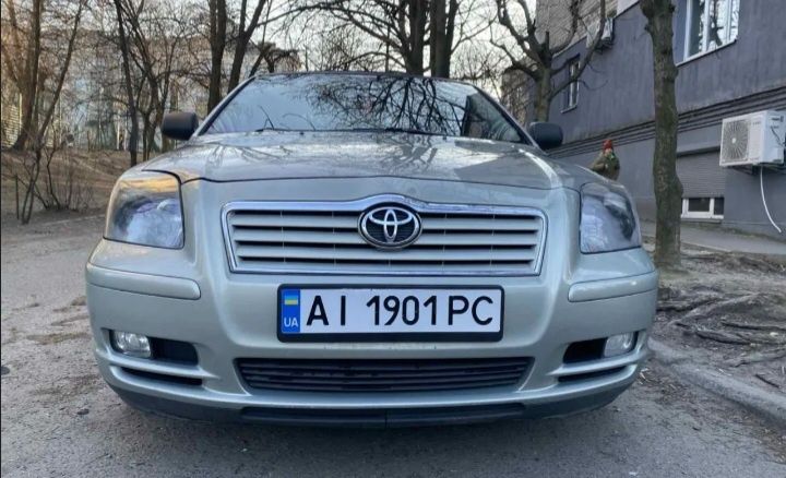 Toyota Avensis 2003