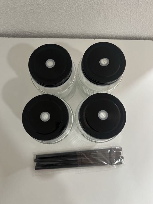 Despensador de bebidas com 4 copos