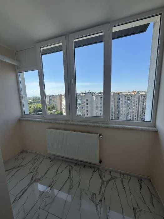 1 кімантана квартира з ремонтом  ,мікрорайон Пасічна ! Постанови