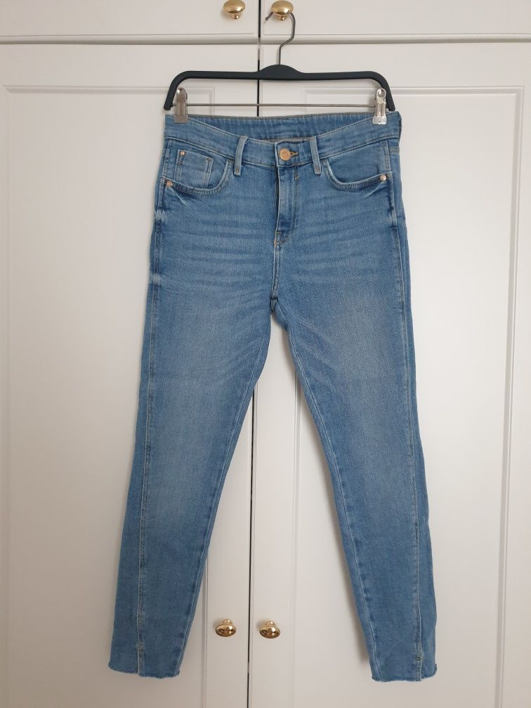 Nowe jeansy River Island rozmiar S