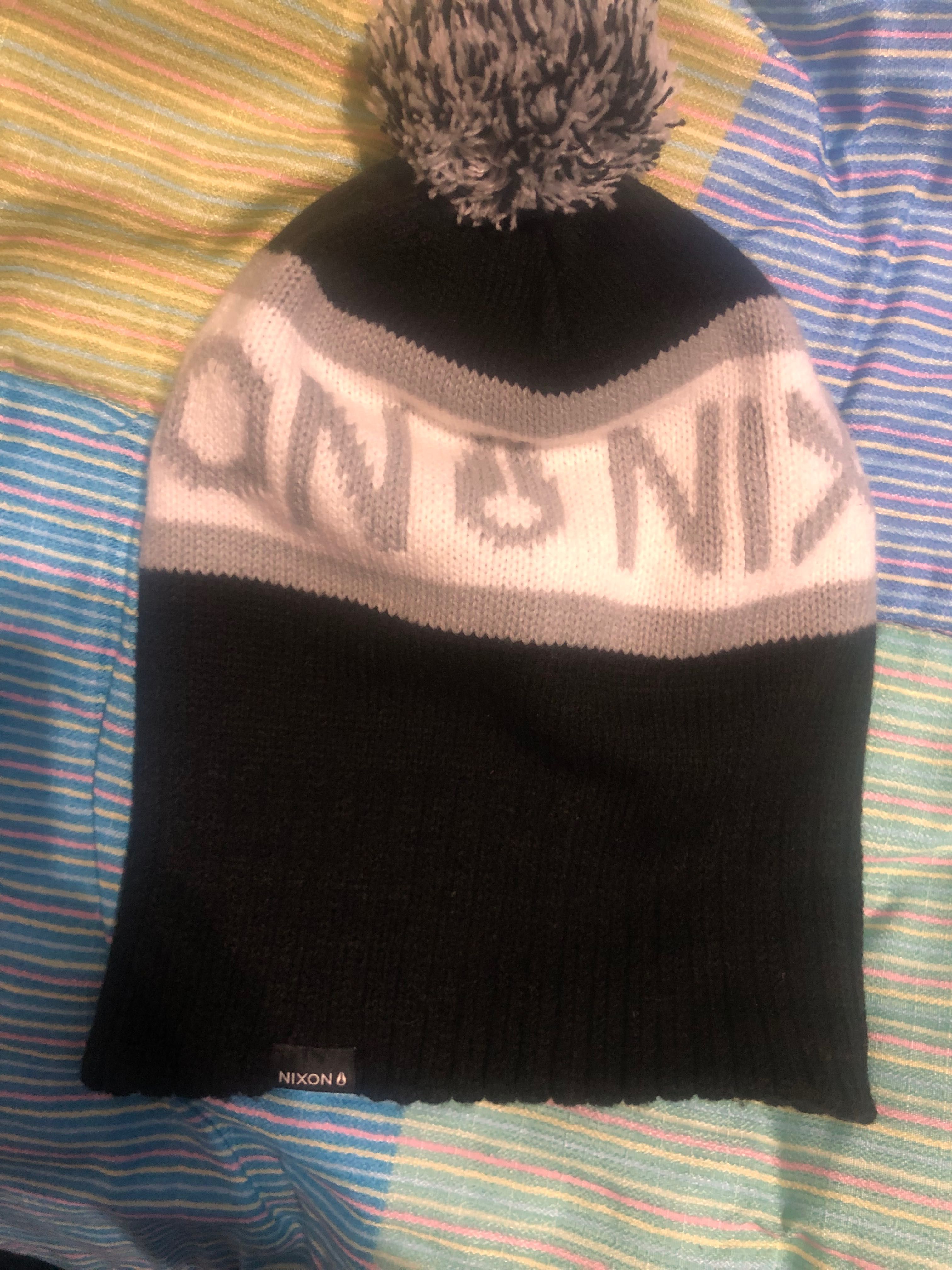 Gorro Nixon Novo