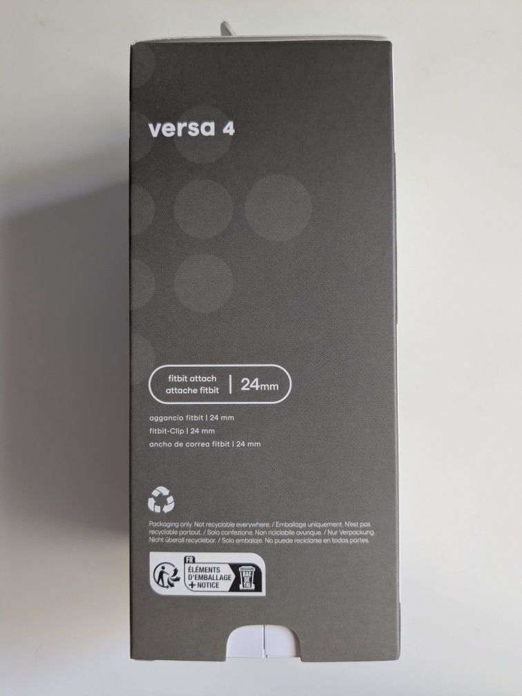 Fitbit Versa 4 - nowy, nieotwierany