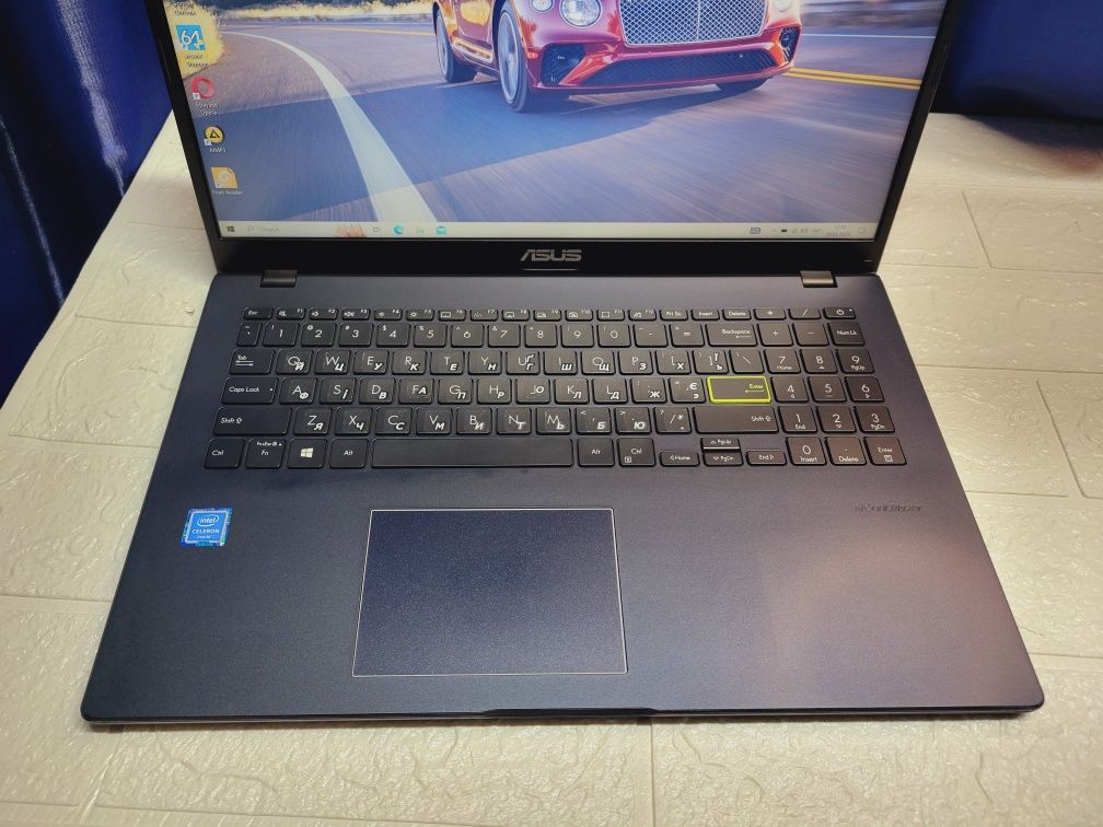 Як Новий!Asus 15.6 FullHd N4020/4DdR4/256 SSD/UHD 600/ Akb 5-6 годин