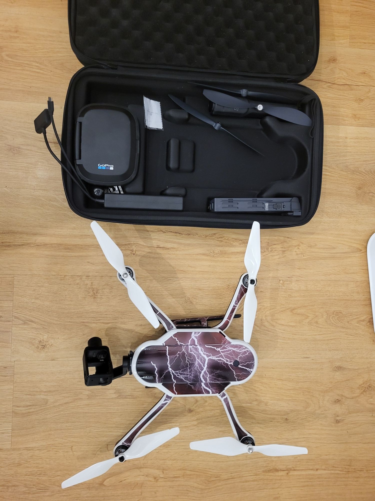 Dron gopro karma