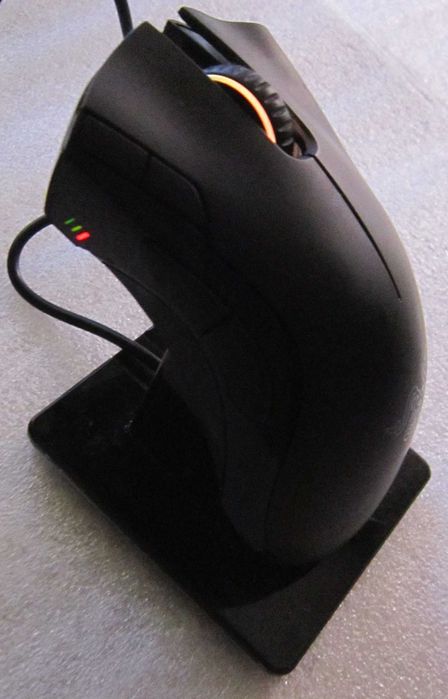 Myszka Razer Mamba 2012 ze stacją ładowania 7 przyciski konfigurowalne