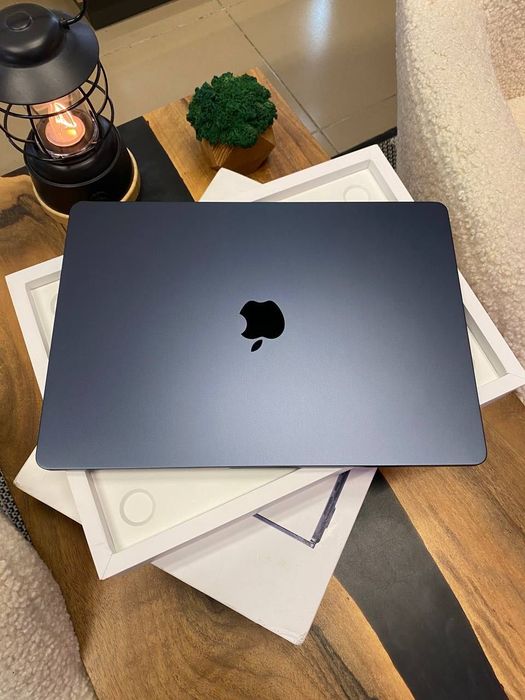 Ноутбук Apple MacBook Air 15“ M4 16/256GB Midnight (MW1L3) 2025