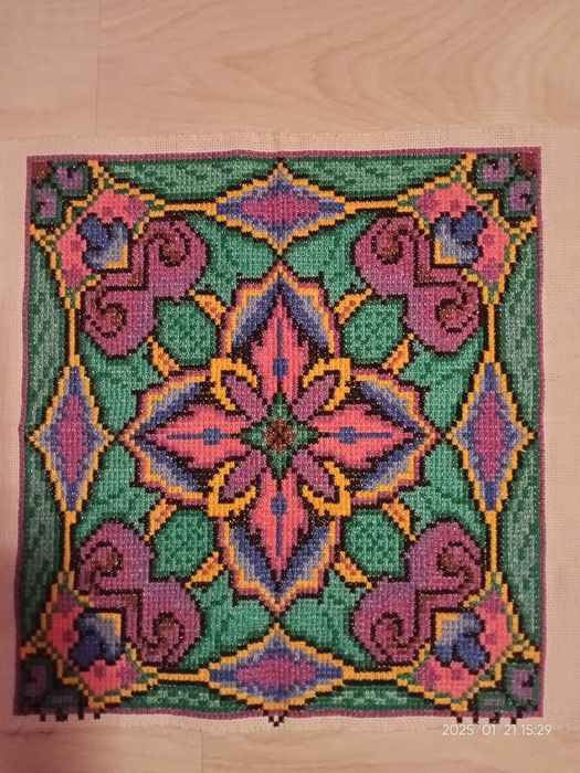 Вишивка на подушку 30х32