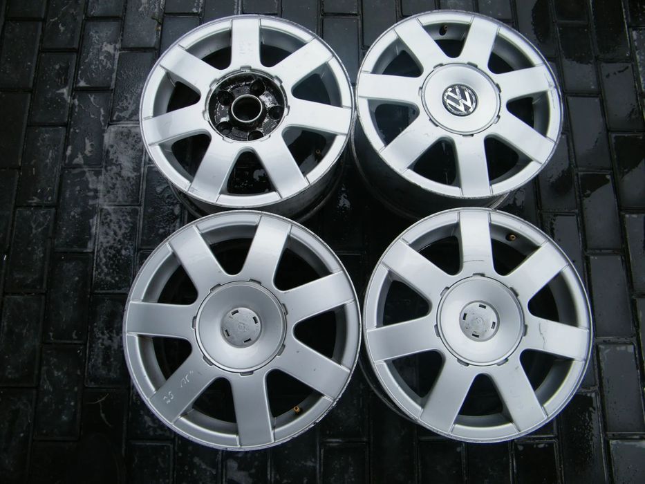 Felgi aluminiowe alufelgi komplet 5x110 ET45 / 7J x15 otwór 57