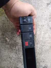 Przyciski włącznik awaryjnych  Audi 80 b4