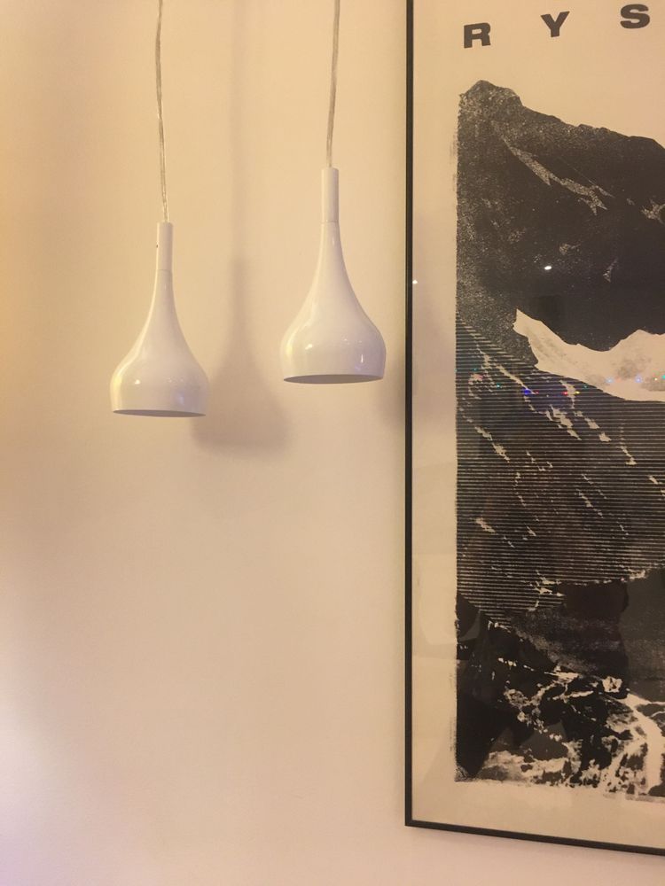 Metalowe białe lampy sufitowe / wiszące