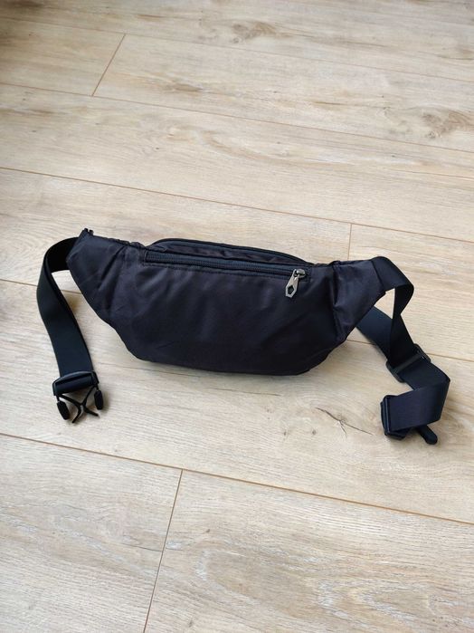 371 Сумка на пояс бананка