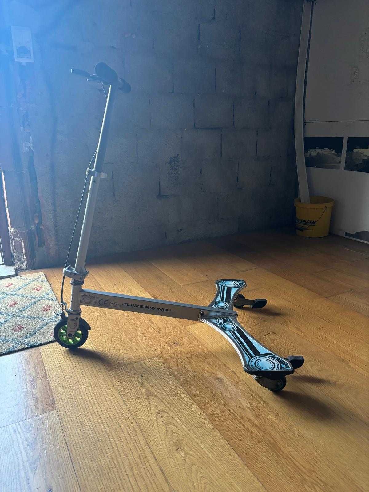 Trotinete com 3 rodas