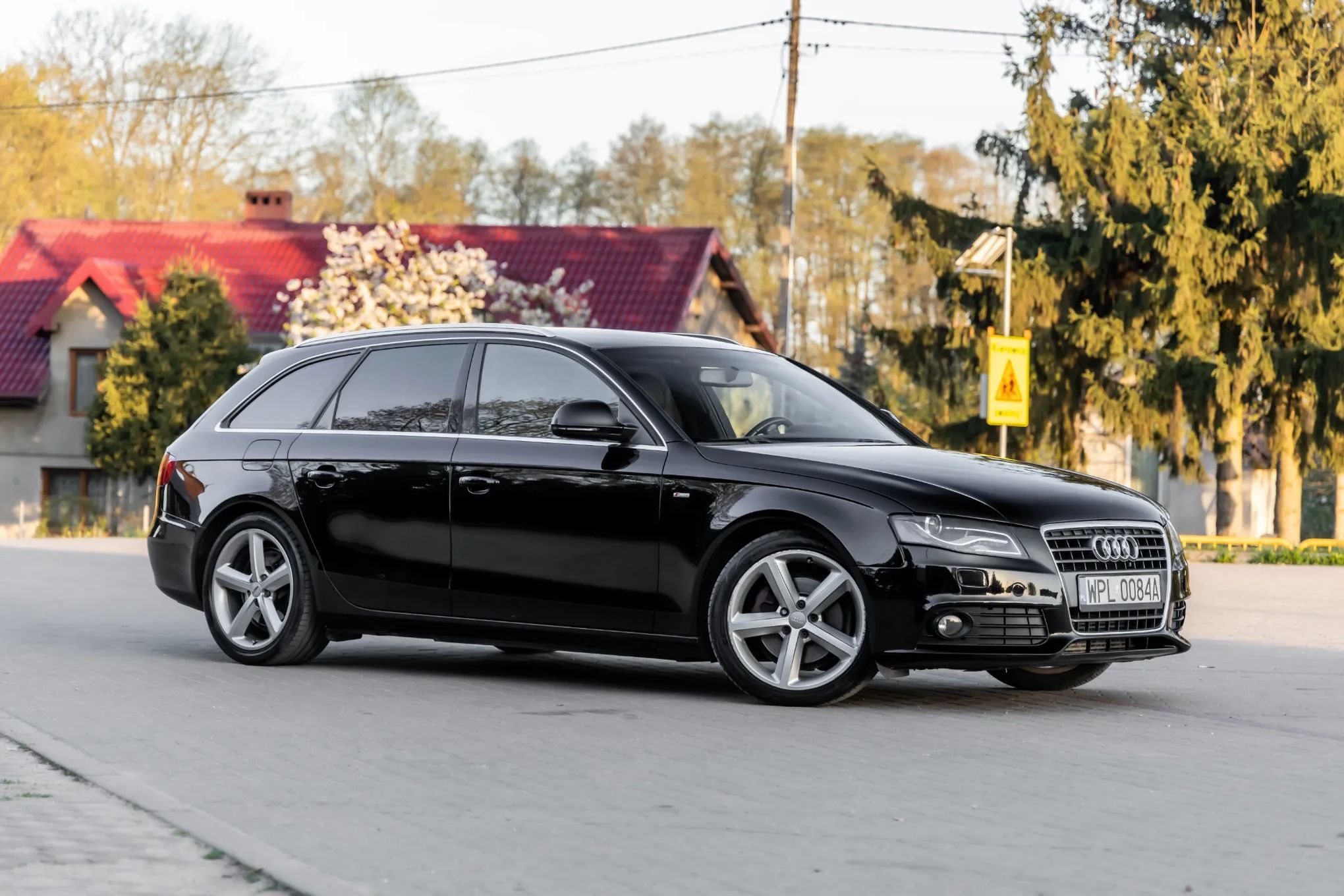 Audi A4 B8~S line~Navi~Alcantara. Czujniki cof~Ledy!!!