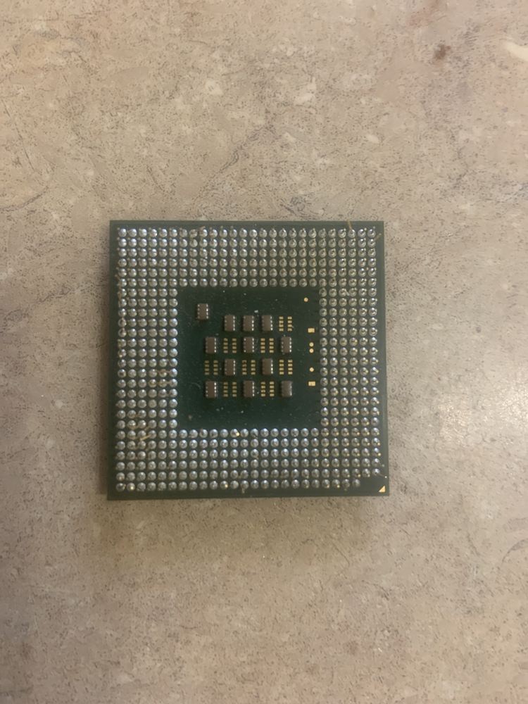 Процесор Celeron 1.8Hgz
