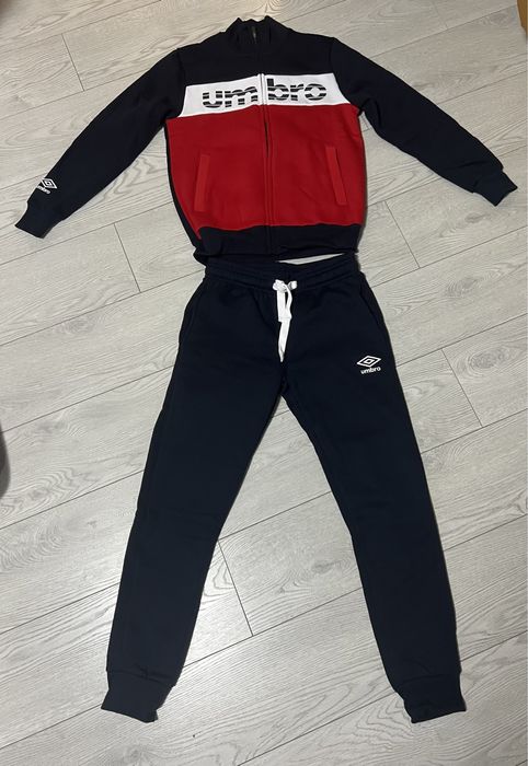 Спортивний костюм umbro