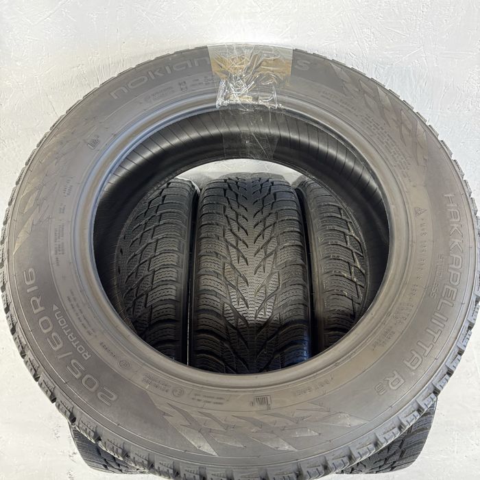 Зимові шини Б/У 205/60R16 Nokian HAKKAPELIITTA R3