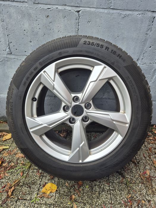 Koła zimowe Audi a6 c8 prawie nowe continental  235 55r18l