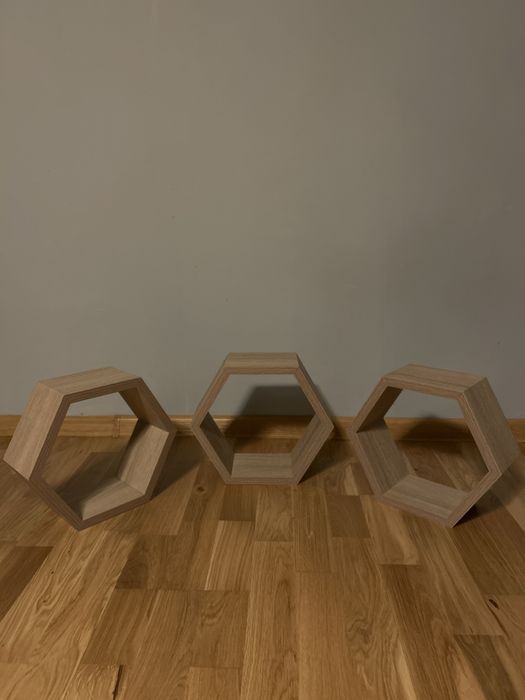 Zestaw trzech półek heksagonalnych