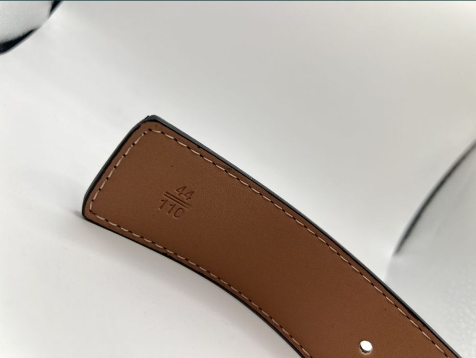 Cinto Louis Vuitton preto e cinza