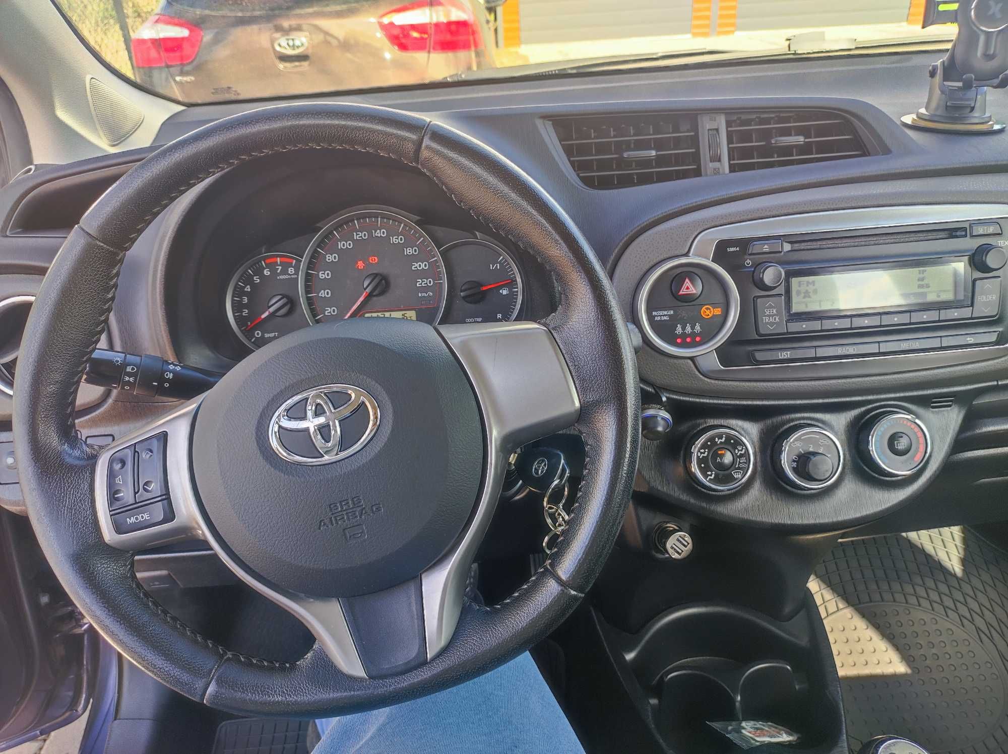 Toyota Yaris 2012 rok