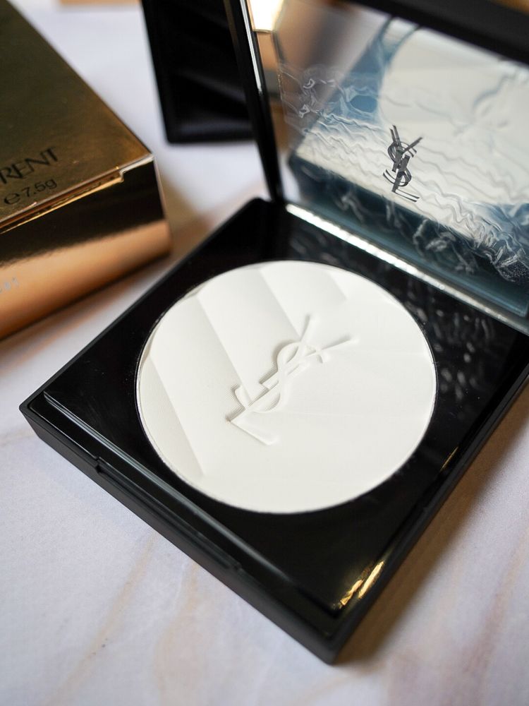 Пудра для обличчя YSL all hours hyper finish