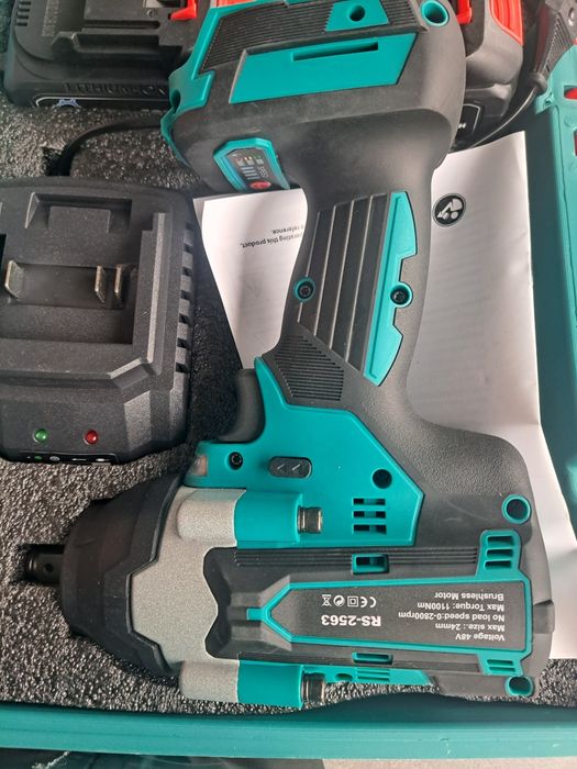 Klucz udarowy Zakrętarka  Udarowa  akumulatorowa 1100Nm najmocniejszy