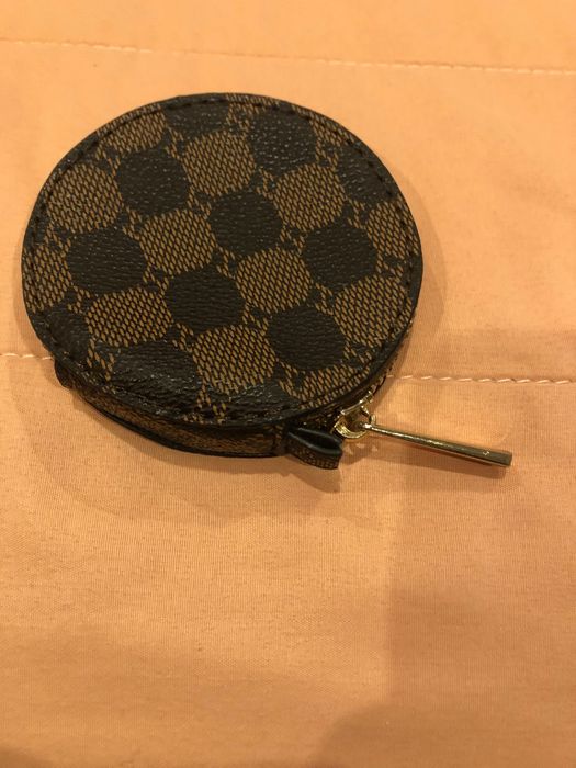 Porta moedas castanha novo