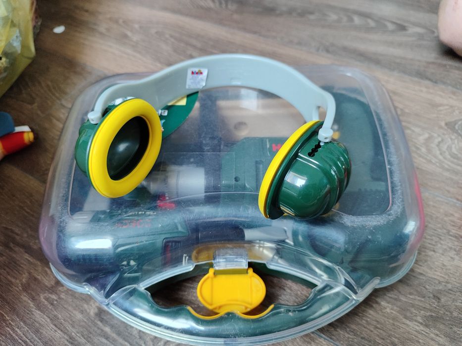 Zestaw zabawkowy narzędzi Bosch dla dzieci